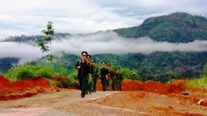 សហការយាមល្បាតរក្សាស្ថានភាពសន្តិសុខនយោបាយដំបន់ព្រំដែនវៀតណាម-ឡាវ។